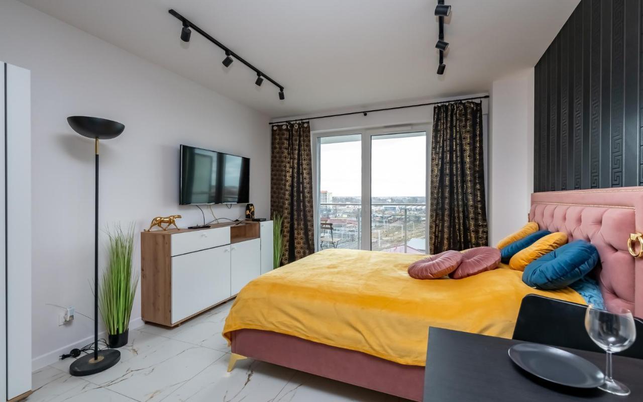 Loveroom Panorama Park Jacuzzi Bialystok Bagian luar foto
